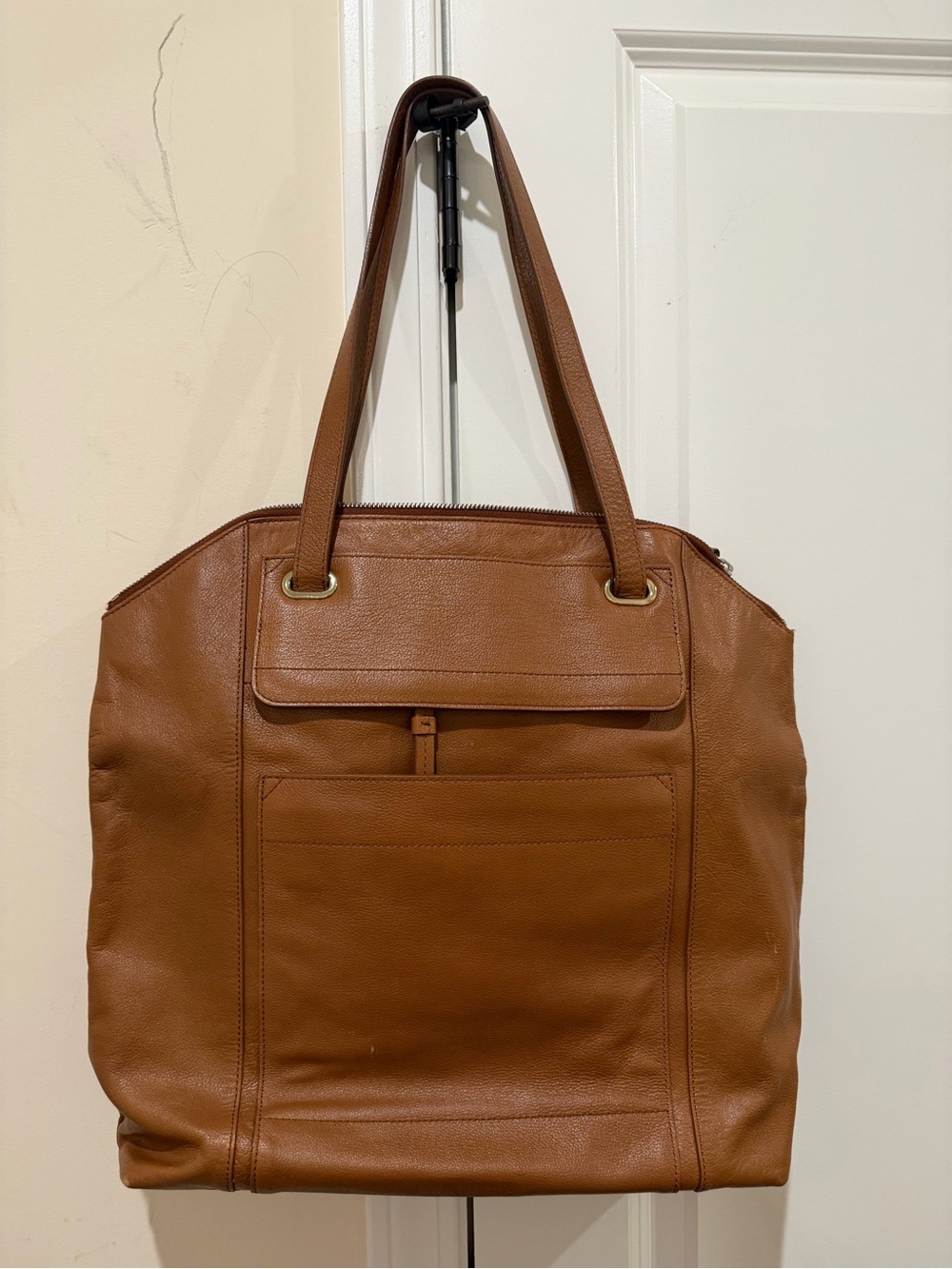 Banana Republic Leather Laptop
Tote Bag